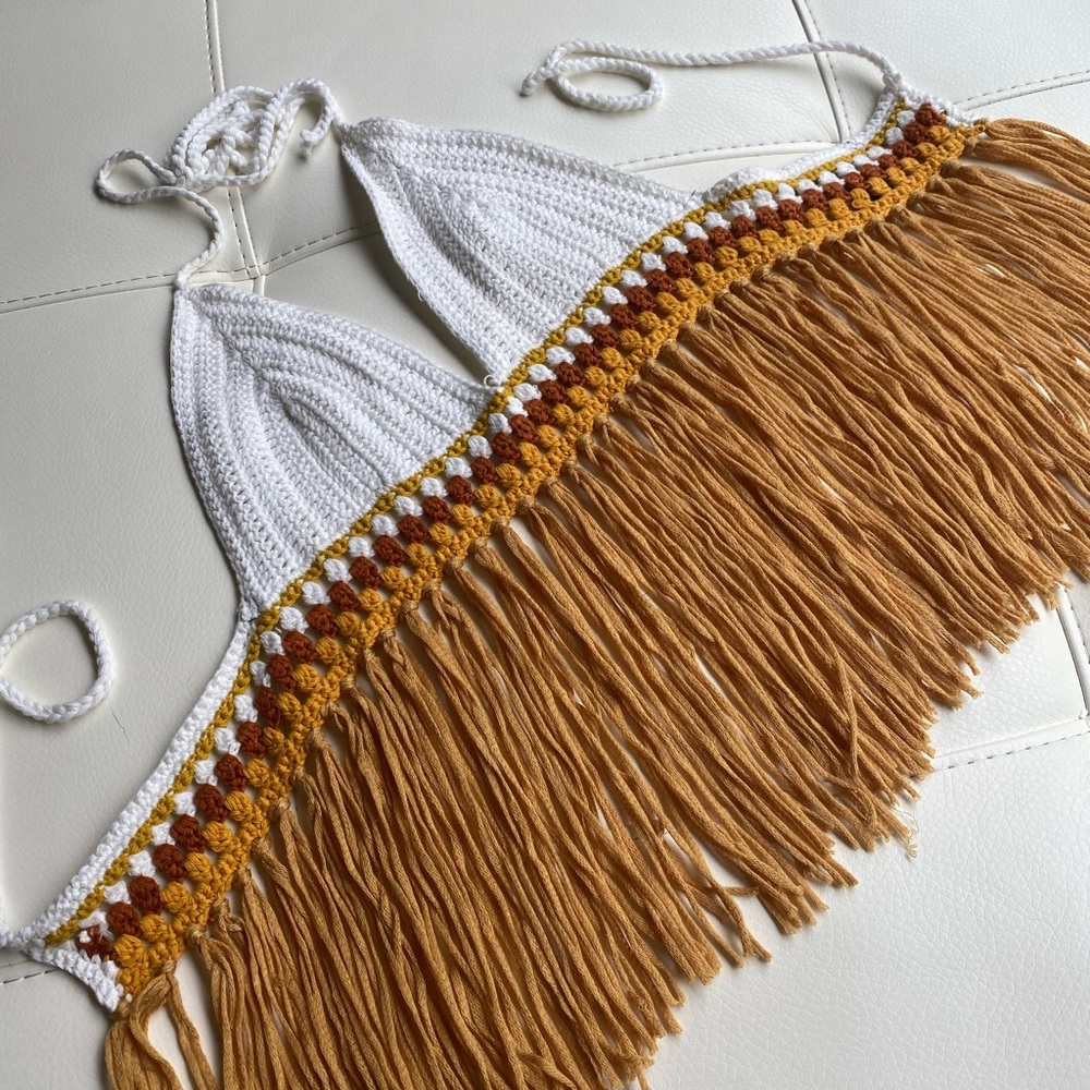 Crotchet halter top